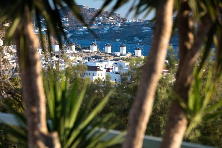 Omiros The Feelgood Hotel
