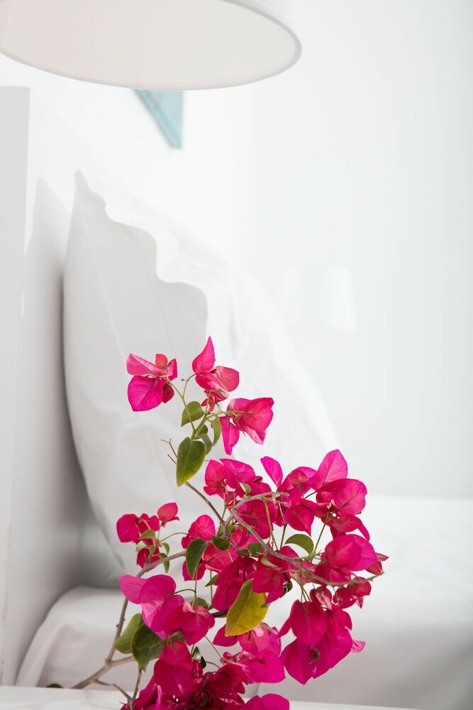 Omiros The Feelgood Hotel
