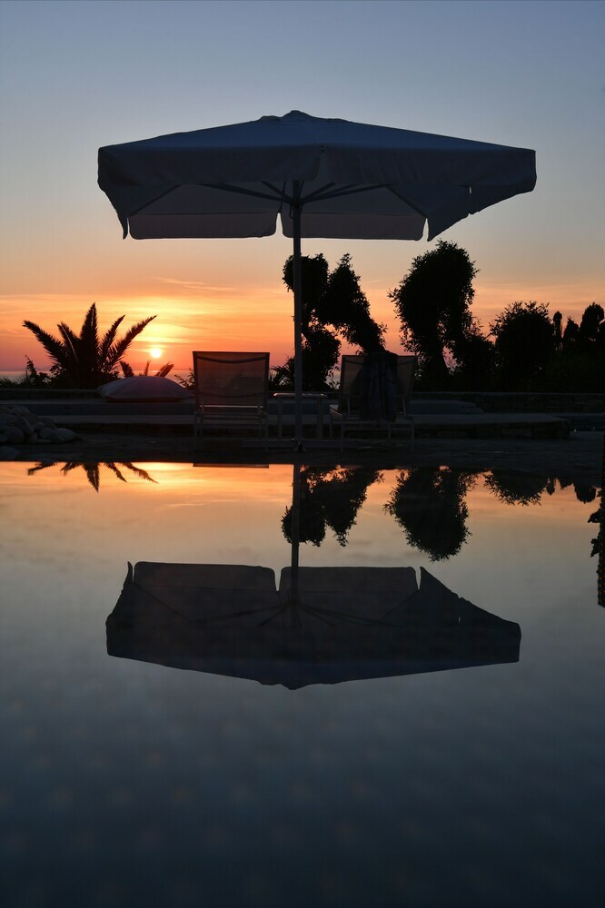Paros Butterfly Villas
