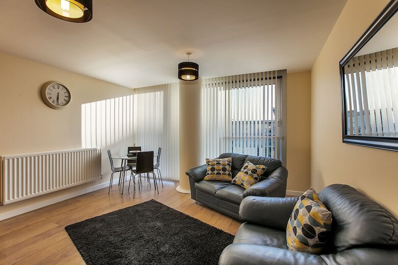 Apartamentos The Hub By Shortstaymk