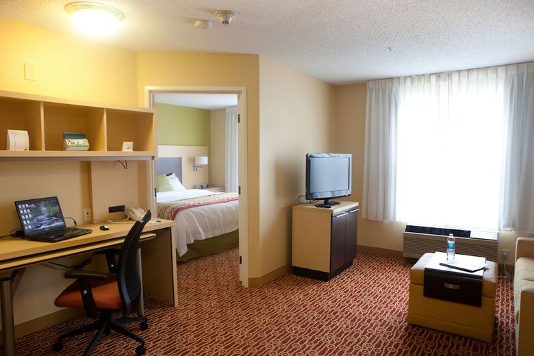 Hotel Towneplace Suites By Marriott Rochester