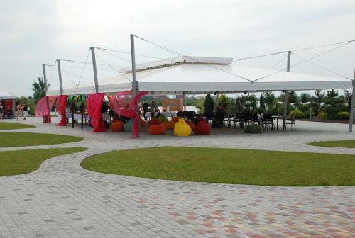 Hotel Ostrov River Club