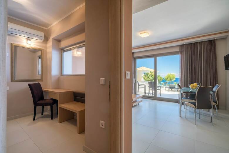 Aparthotel Kymothoe Elite