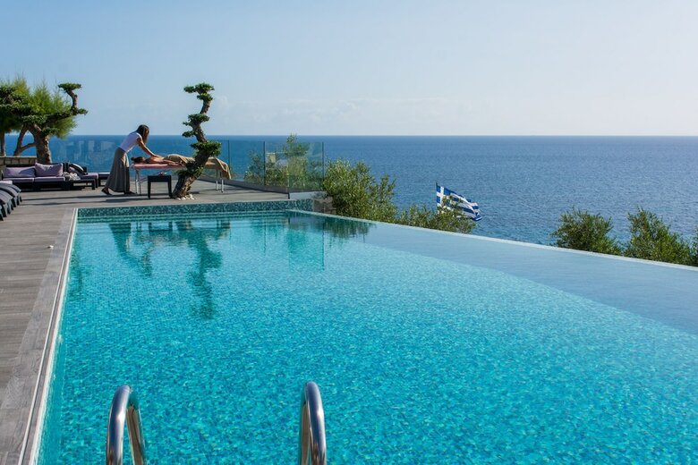 Aparthotel Kymothoe Elite