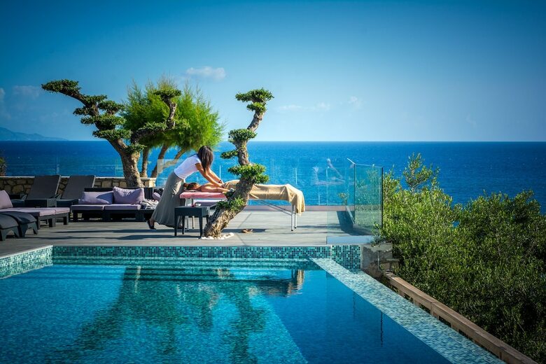 Aparthotel Kymothoe Elite