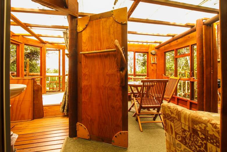 Cabana Teniqua Treetops