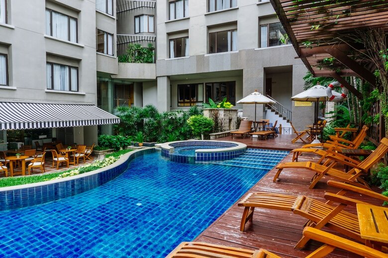 Silom Serene Hotel