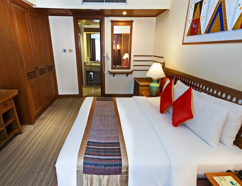 Silom Serene Hotel