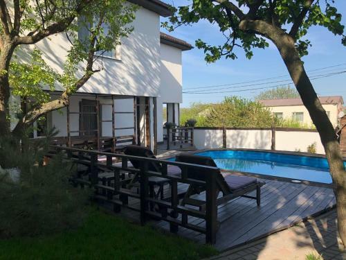 Hotel Dniprovskiy Dvir