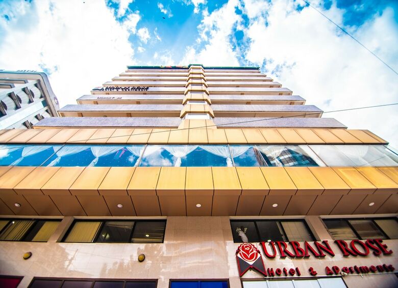 Urban Rose Hotel And Apartment