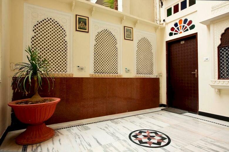 Hotel Kalyan