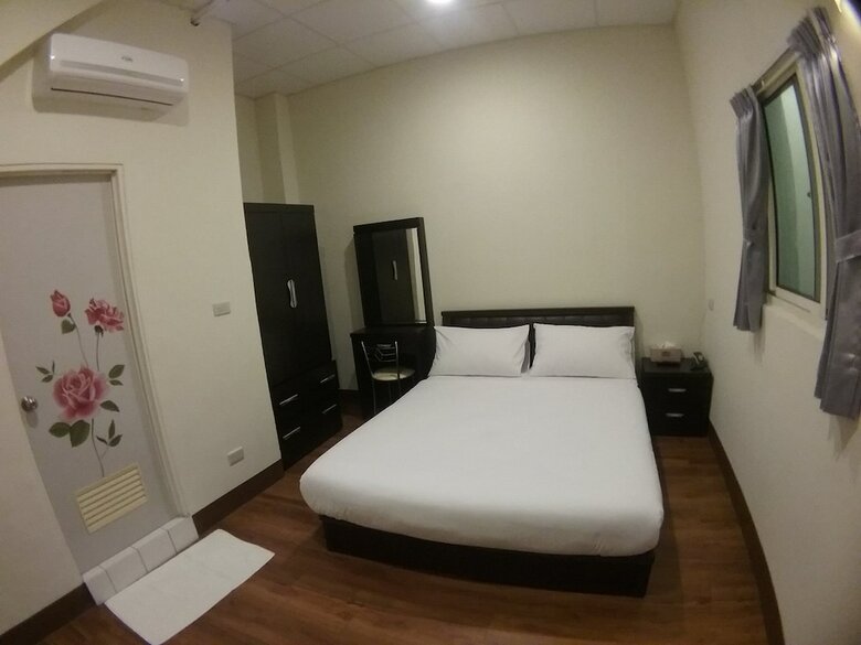 Hotel Malaya Guesthouse