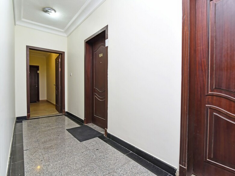 Oyo 415 Golden Gate Hotel