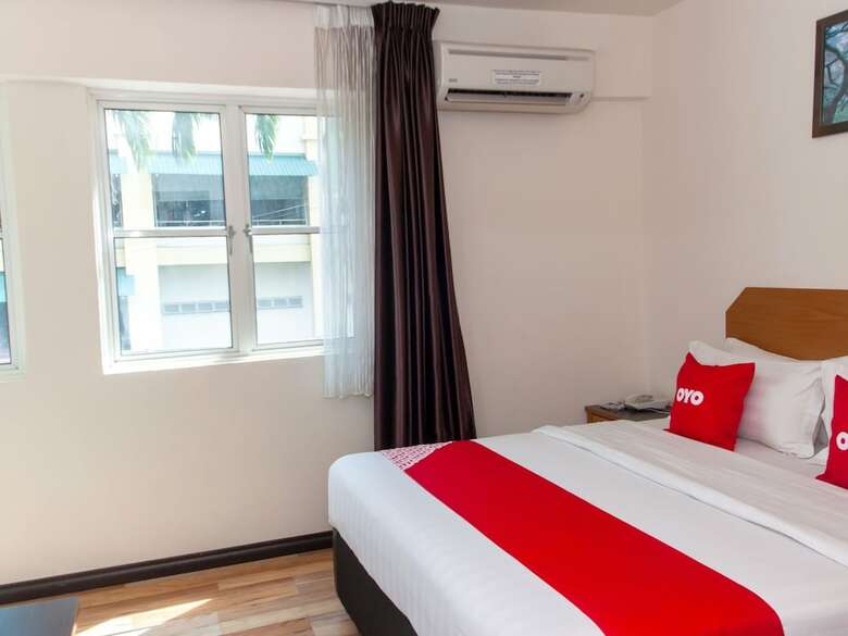Oyo 89945 Marine Bay Hotel