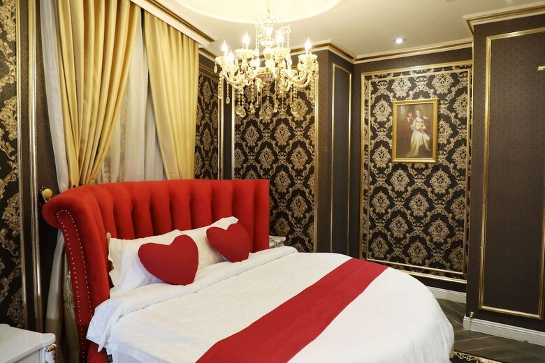 7s Hotel Enjoy 2 Hcm
