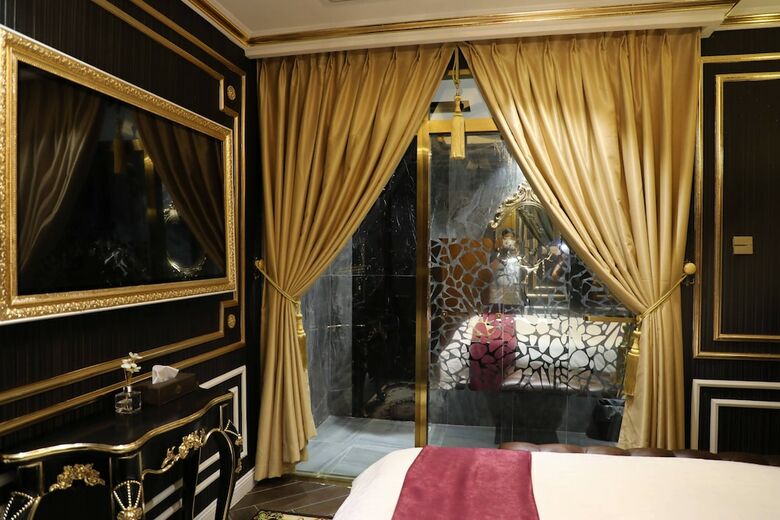 7s Hotel Enjoy 2 Hcm