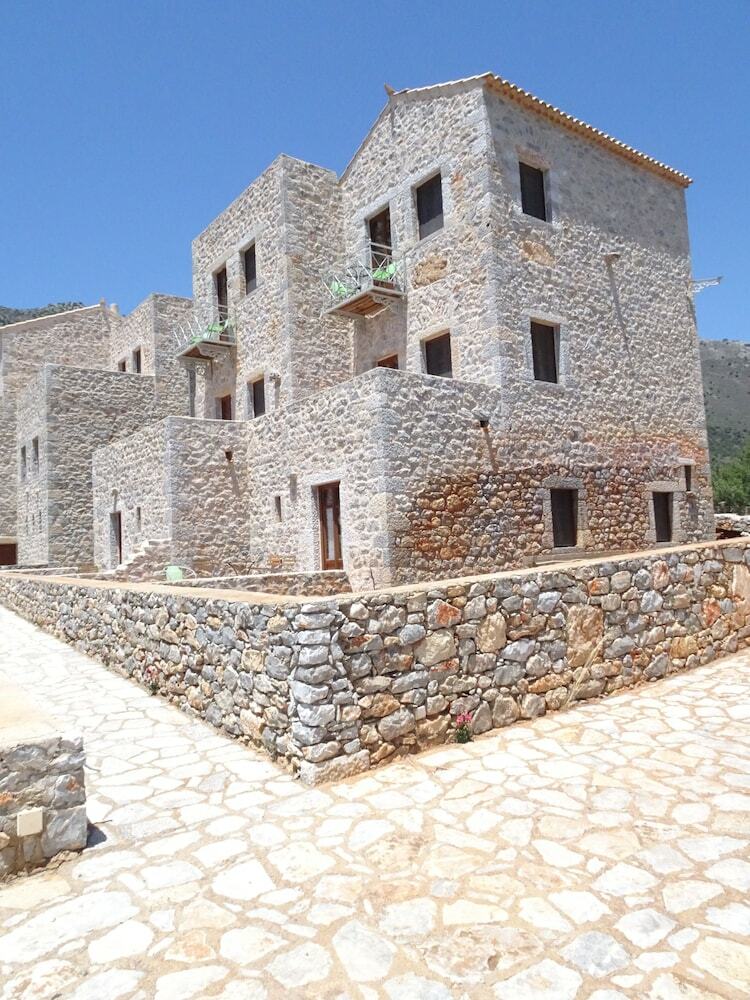 Xemoni Hotel