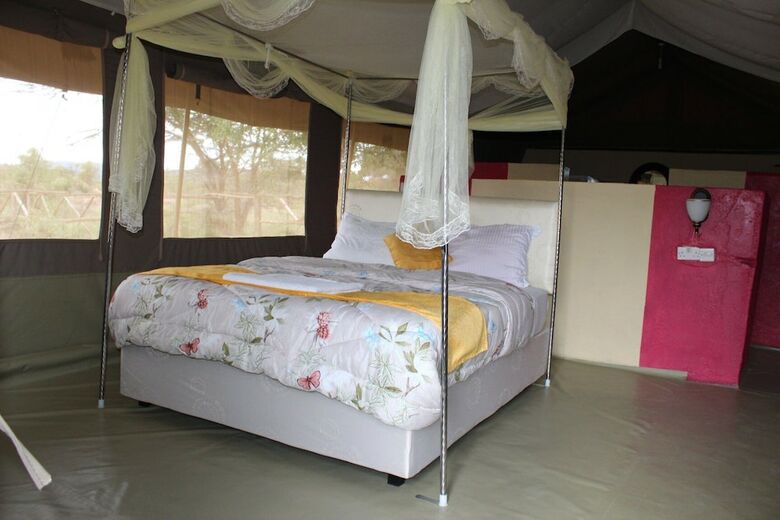 Posada Explore Nature Mara Lodge