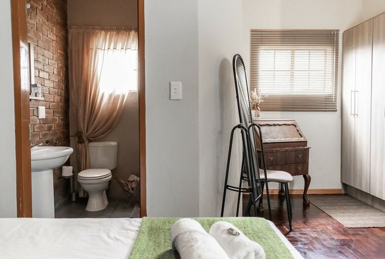 Bastille De Blignaut B&B