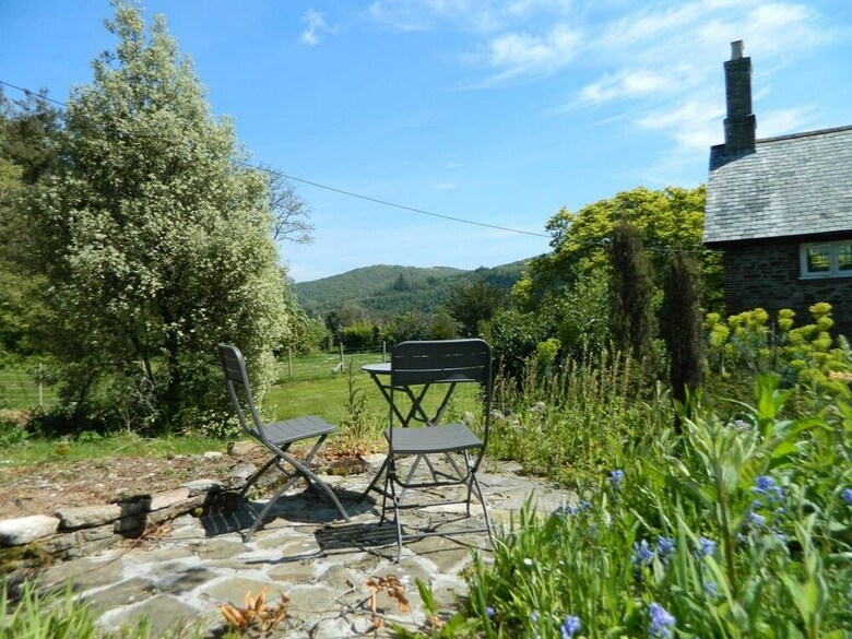 Victorian Cottage Overlooking The Plym Valley
