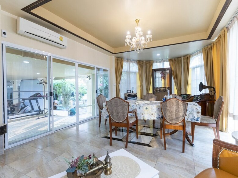 Hotel Oyo 750 Baan Suan Ampond