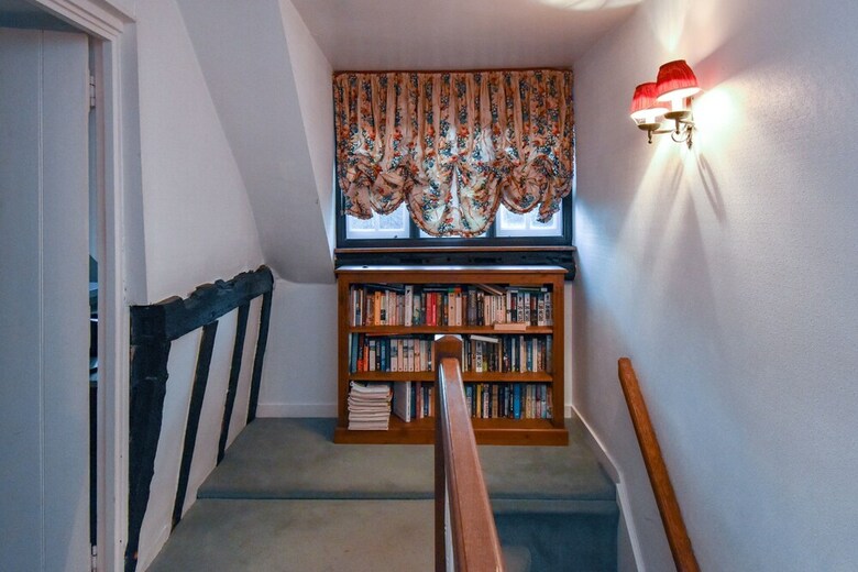 Apartamentos 17th Century Cottage