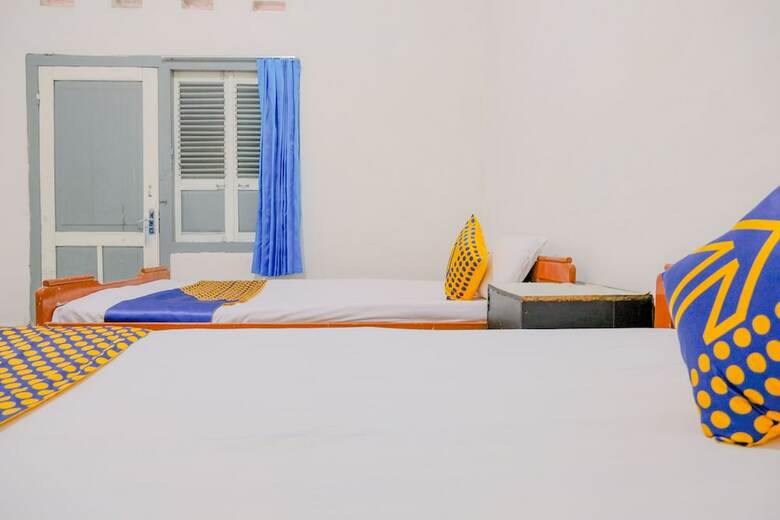 Hostal Spot On 2638 Hotel Raya