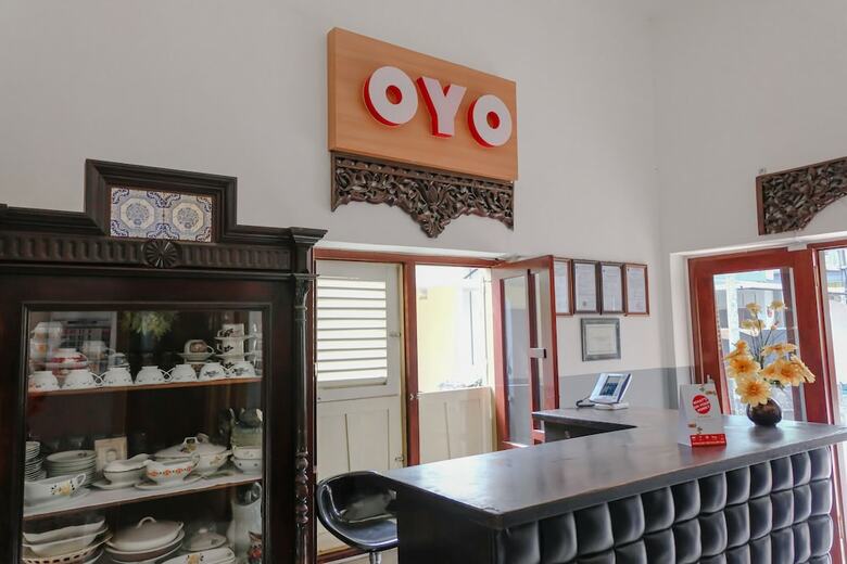 Hotel Oyo 1028 Garuda Residence