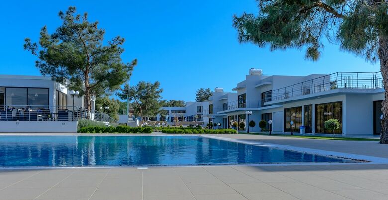 Hotel Cosmopolis Multi-venue