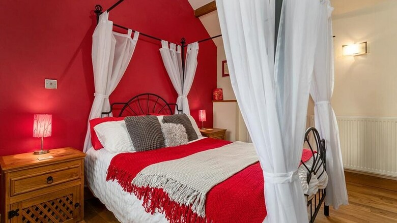 Apartamentos Pistyll Y Glo
