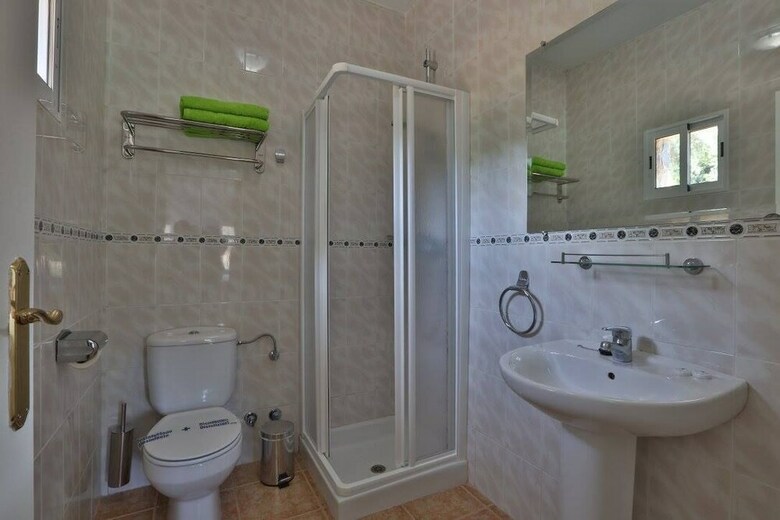 Apartamentos El Madro�al
