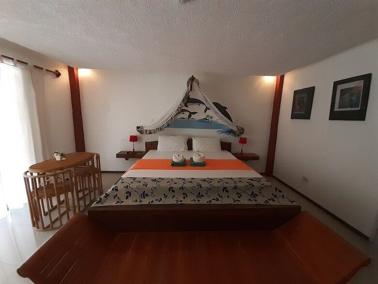 Hotel Coopers Beach Resort