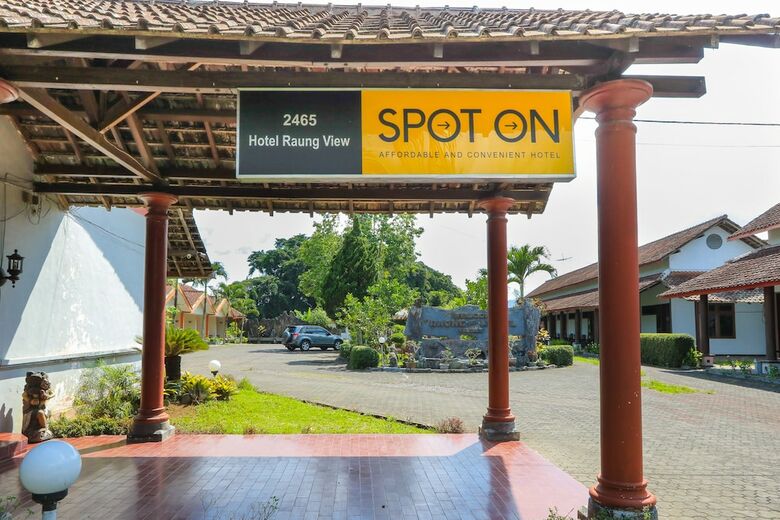 Hostal Spot On 2465 Hotel Raung View