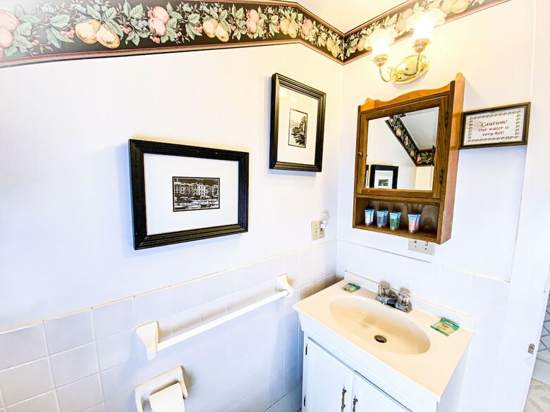 Bed & Breakfast Butler House At The Cherry Creek Inn