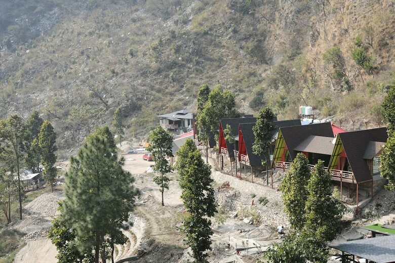 Hotel Rakatal Rocks Resort