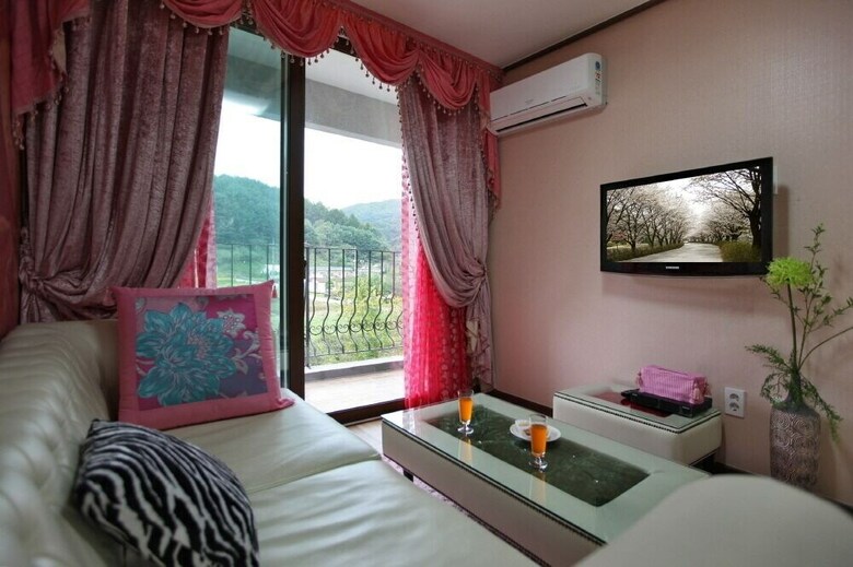 Platy Pension