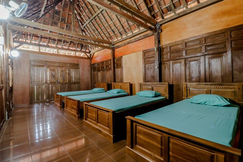 Hotel Homestay Omah Mbesi