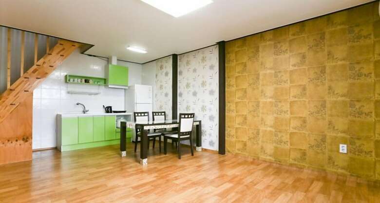 Hotel Mir House 1157