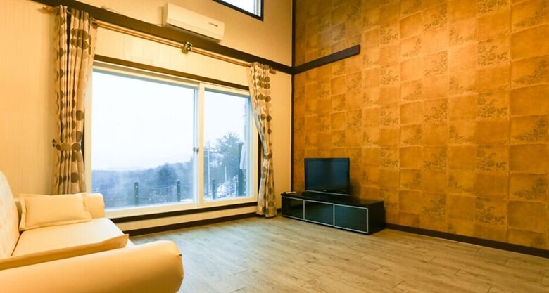 Hotel Mir House 1157