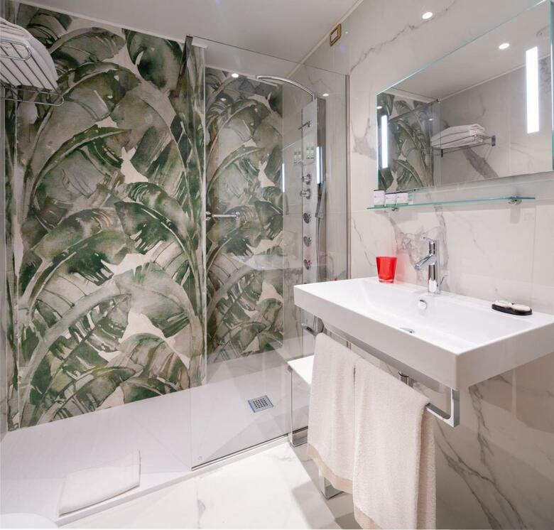Hotel Antares Rubens