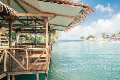 Hostal Airai Ocean View Lodge