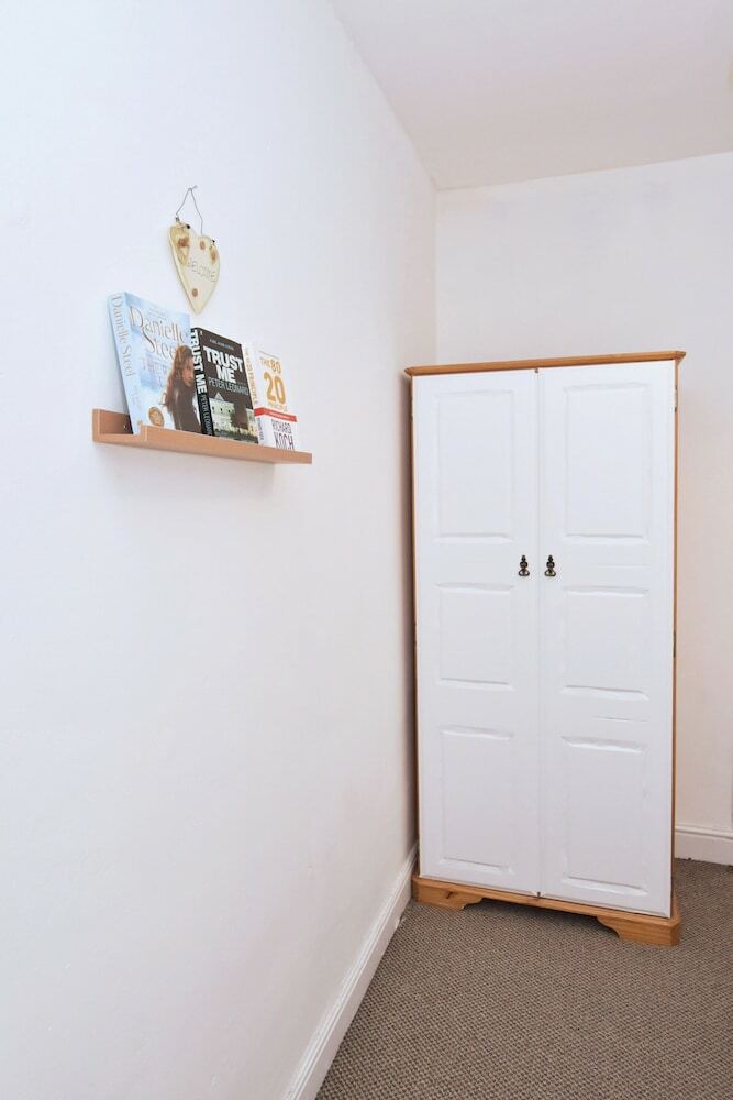 Bed & Breakfast Townhouse @ Hanley Road Stoke