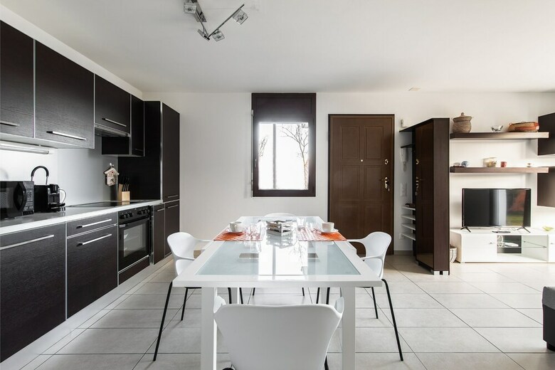 Vernate Apartment