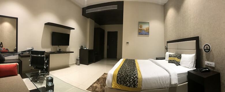 Hotel Tgs