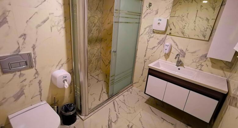 Aziziya Suit Hotel
