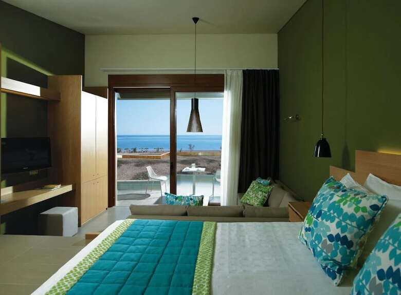 Thalatta Seaside Hotel