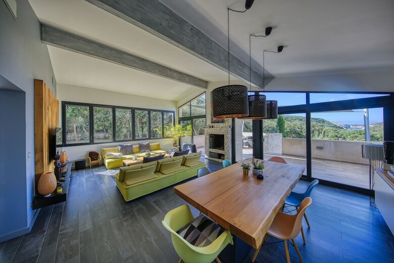 Villa Version Maquis