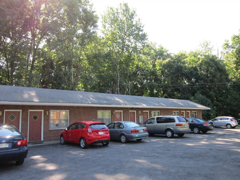 Cadet Motel