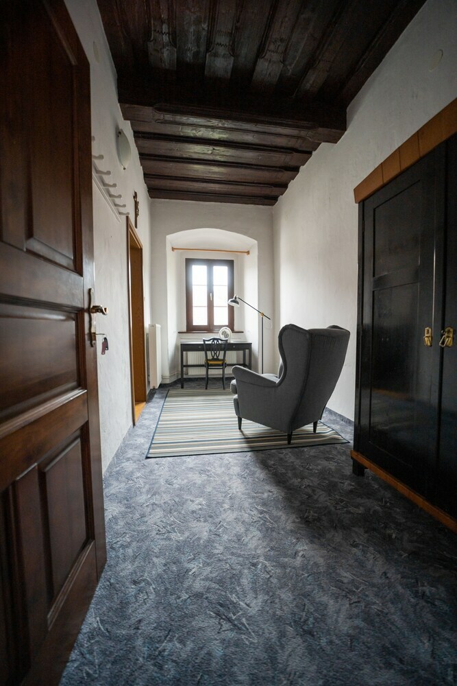 Hostal Hostel Javni Zavod Mekinjski Samostan