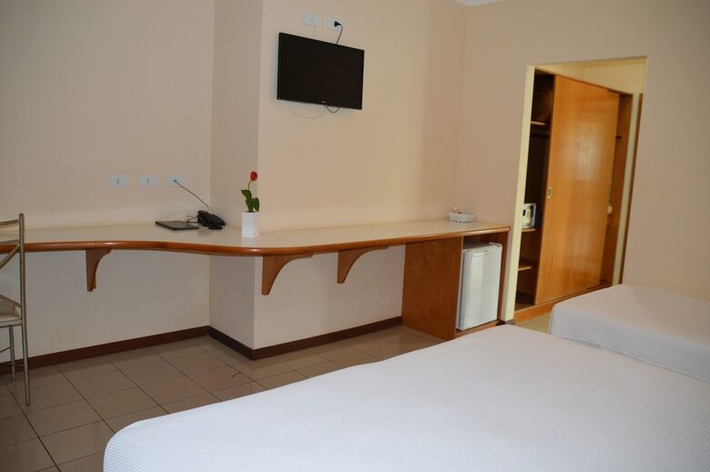 Hotel Lago Das Pedras